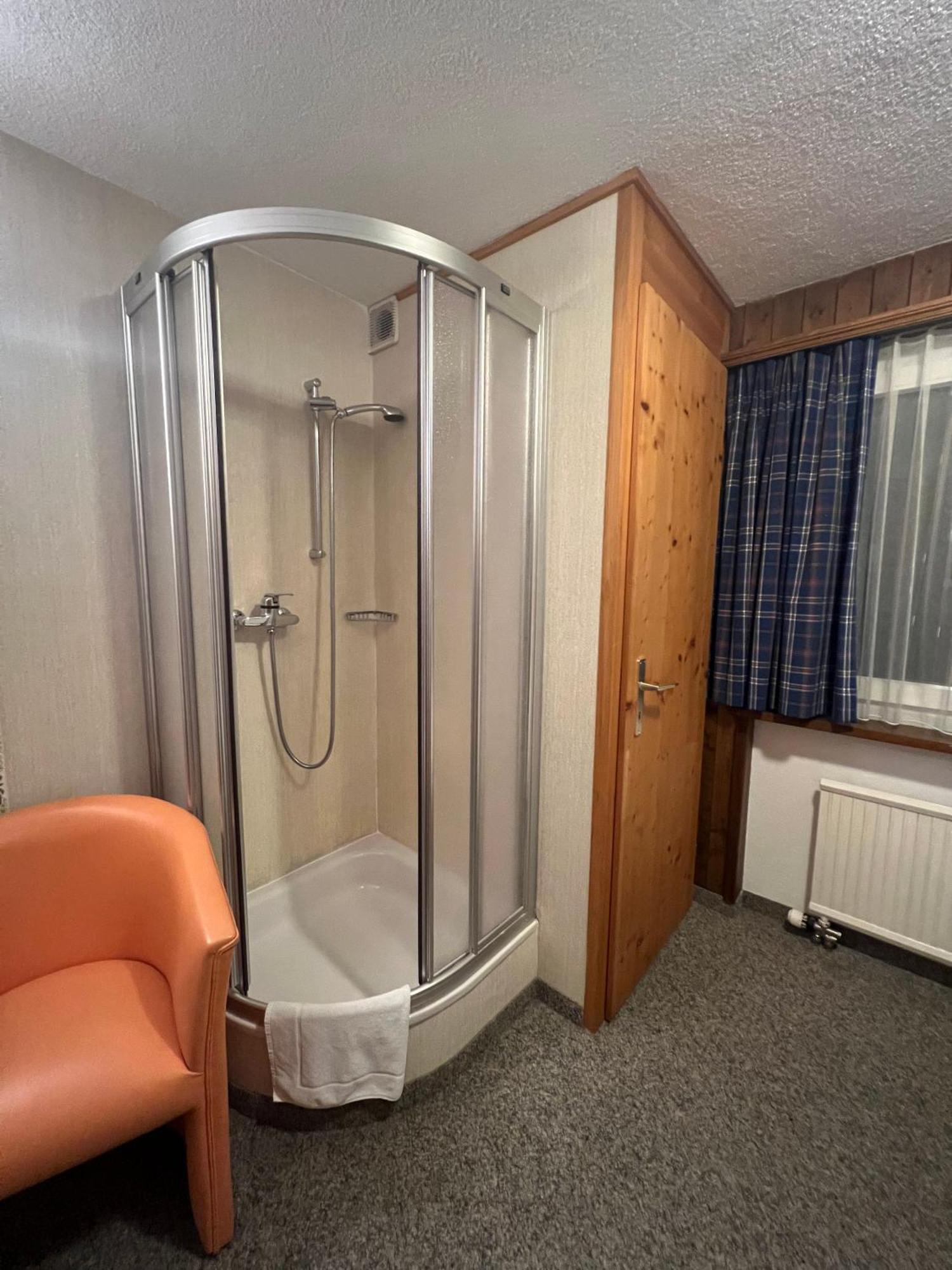 Saas im Prattigau Romantic Room With Private Bathroom מראה חיצוני תמונה