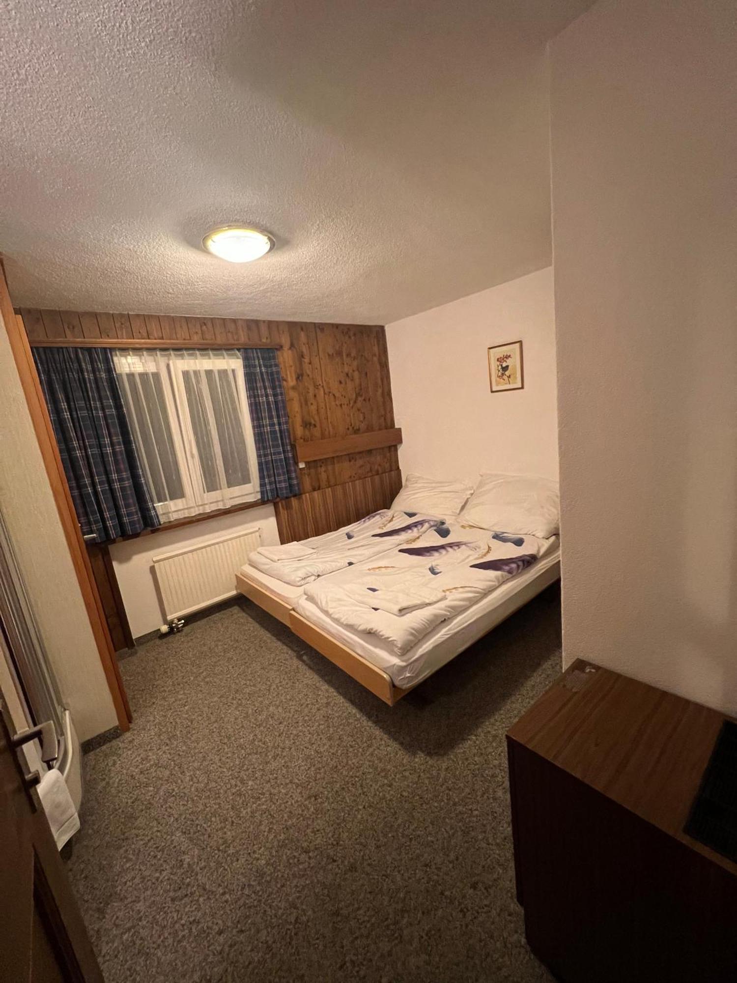 Saas im Prattigau Romantic Room With Private Bathroom מראה חיצוני תמונה